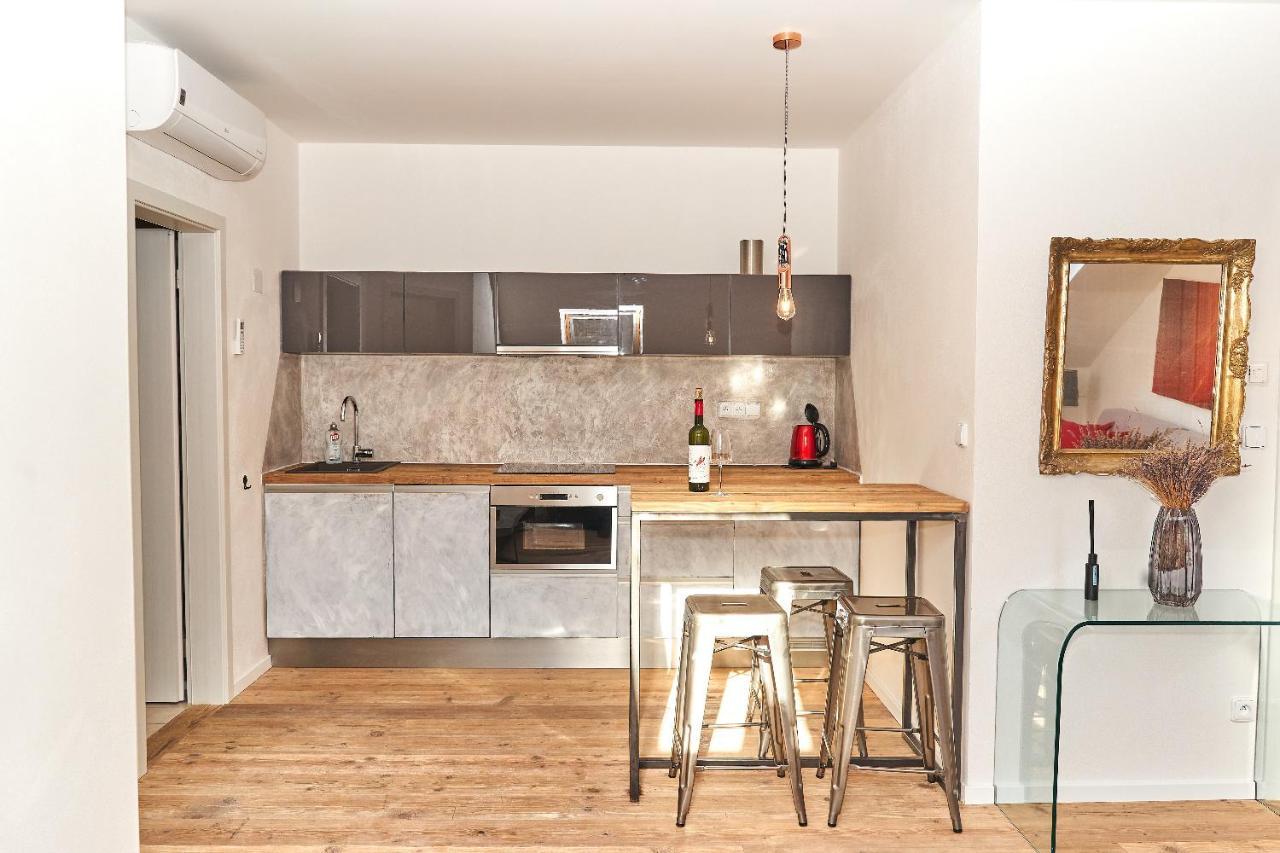 Apartman Newstalgie Mikulov Eksteriør billede